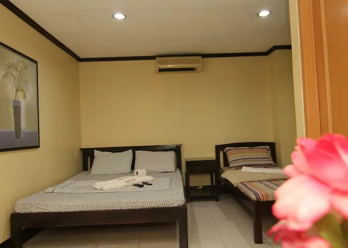 Honey Hunt House 3*
