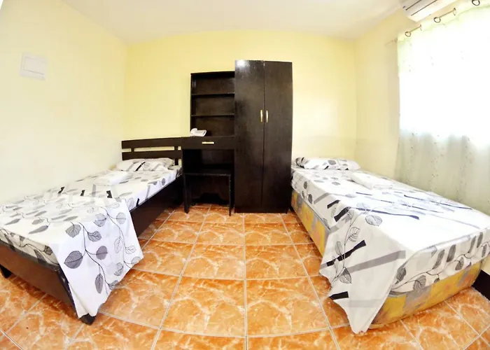 Honey Hunt House 3* Cebu